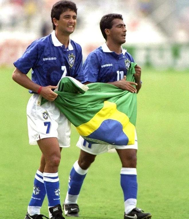 轻描淡写 轻描淡写