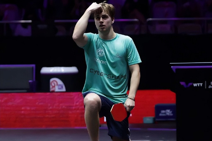 而是无论手 而是无论手